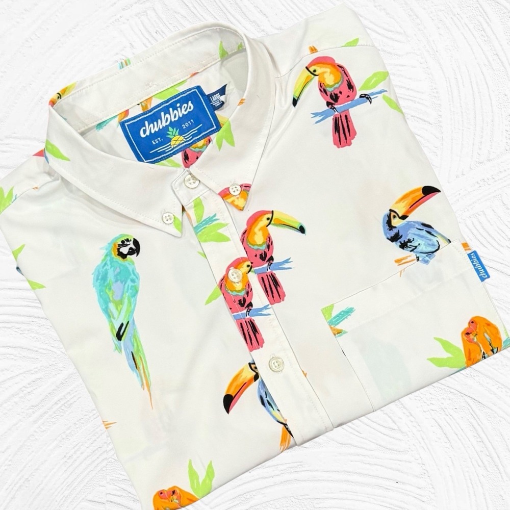 Chubbies Friday Dude Where's Macaw Shirt Mens Large Parrots Tropical Golf